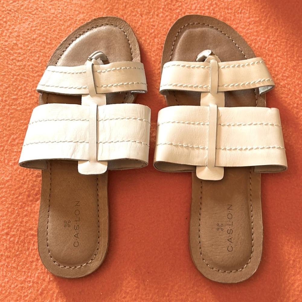 CASLON (Nordstrom) white thong sandals, size 6.5 medium, never worn, NWOT